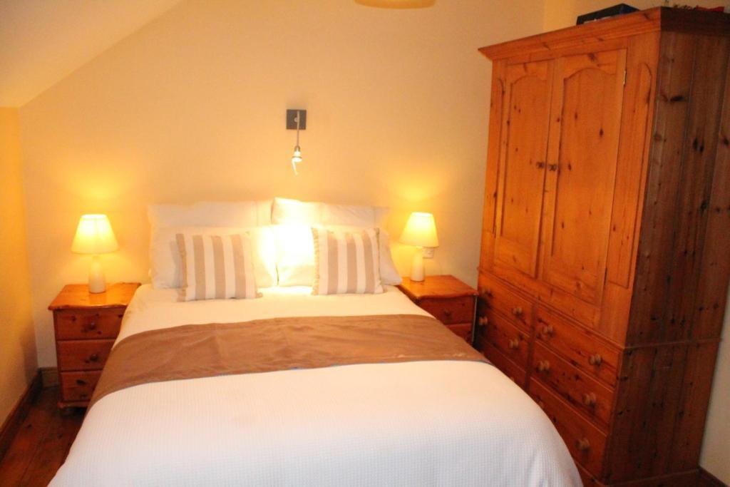 Moynure House Boutique B&B & Separate Two Bedroom Chalet Athlone Room photo